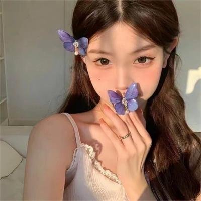 布劳涅森林的女人们